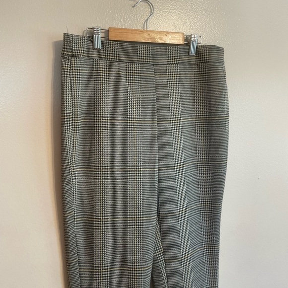 LOVE Tree Plaid Pants - Picture 5 of 10